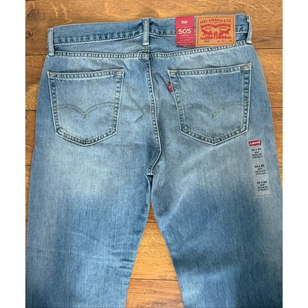 Levi’s 505 Men’s Regular Fit Straight Leg Jeans 34/30 NWT